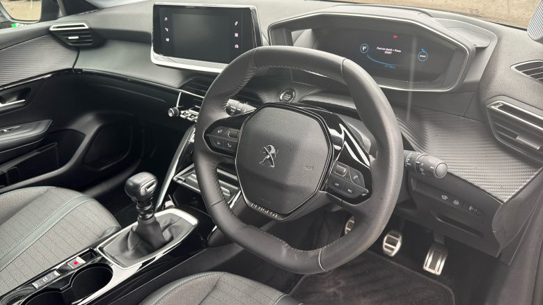 Peugeot 208 1.2 PureTech 100 Allure Premium + 5dr Petrol Hatchback